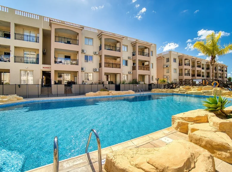 2 bedroom apartment 71 m² Paphos Municipality, Cyprus