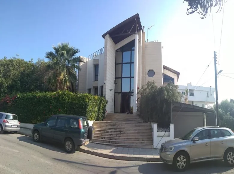 Casa 4 habitaciones 300 m² Larnaca, Chipre