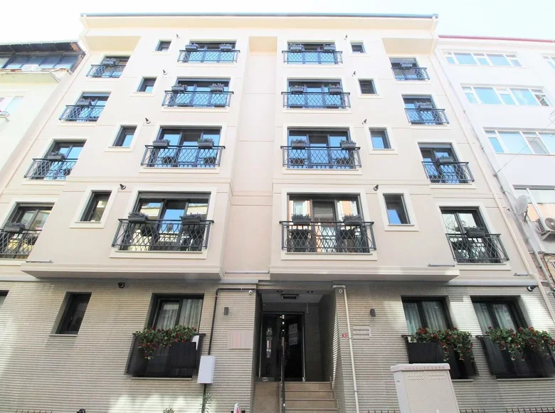 Duplex 4 bedrooms 129 m² Cihangir Mahallesi, Turkey