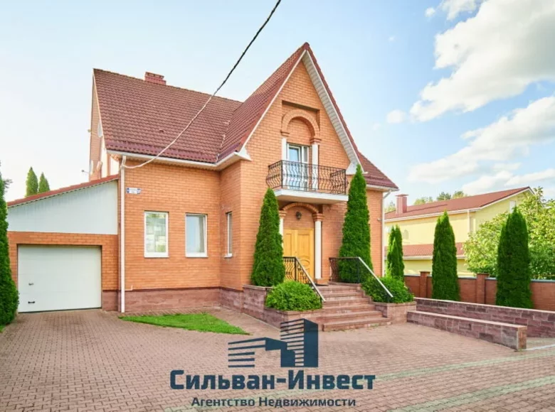 House 383 m² Borovlyany, Belarus