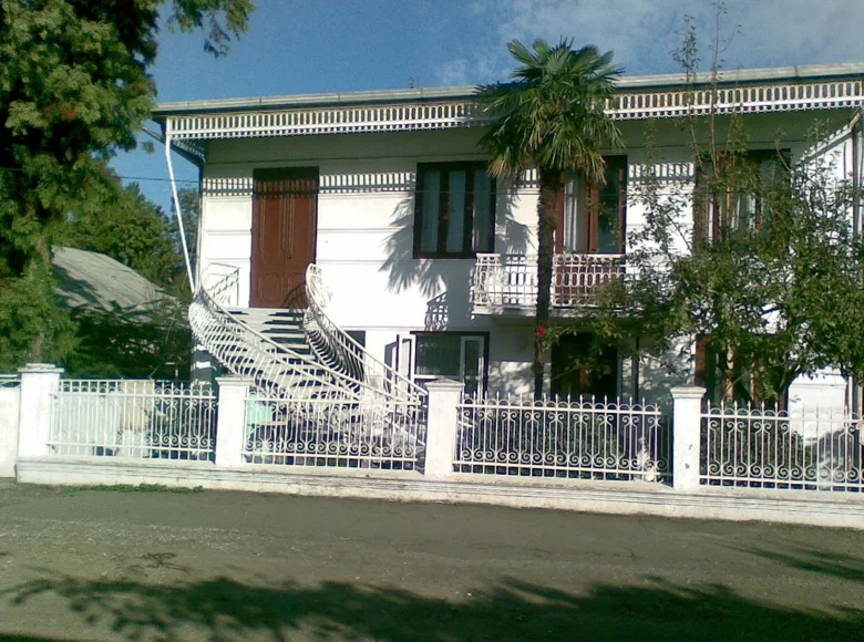 Casa 11 habitaciones 350 m² Kobuleti, Georgia
