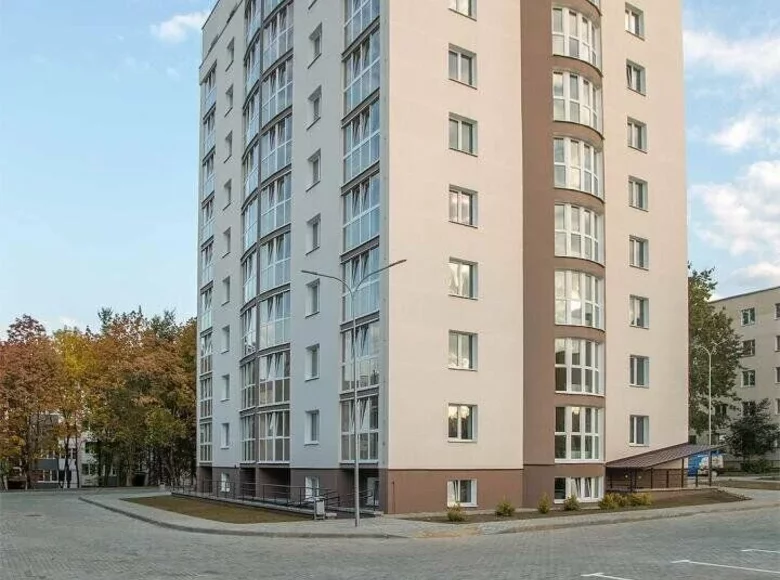 Sklep 209 m² Mołodeczno, Białoruś