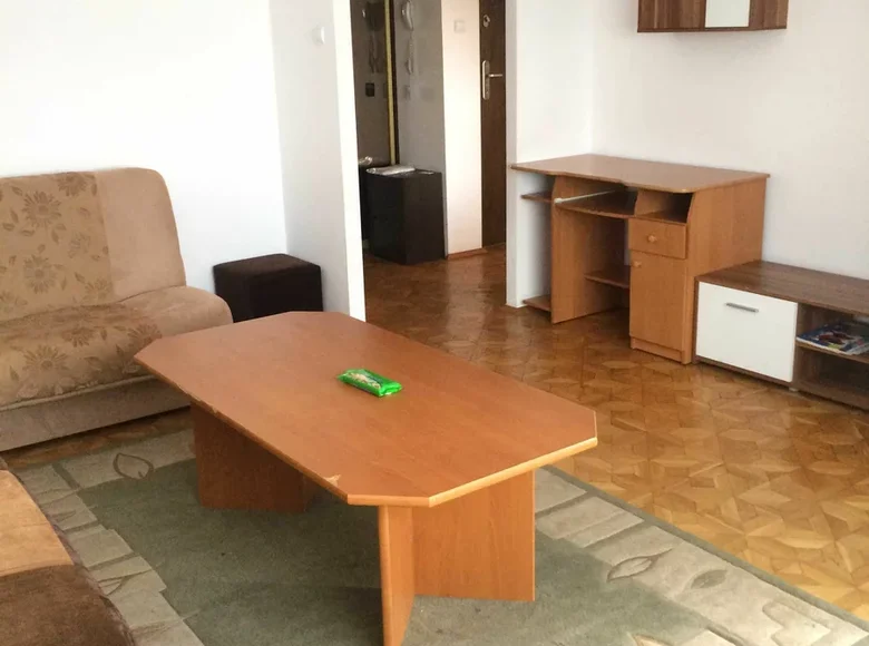 1 room apartment 40 m² in Warsaw, Poland