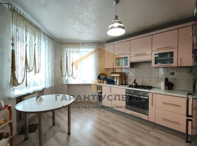 Квартира 3 комнаты 84 м² Брест, Беларусь