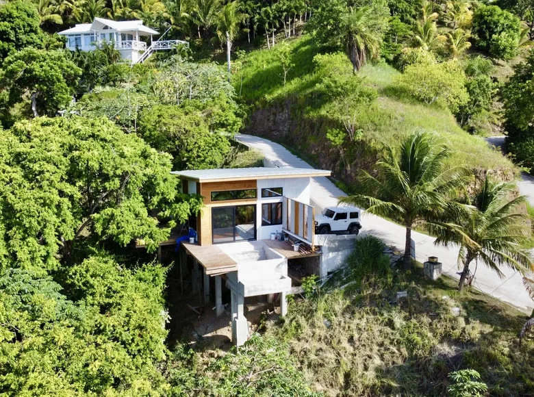 2 bedroom house 139 m² Roatan, Honduras