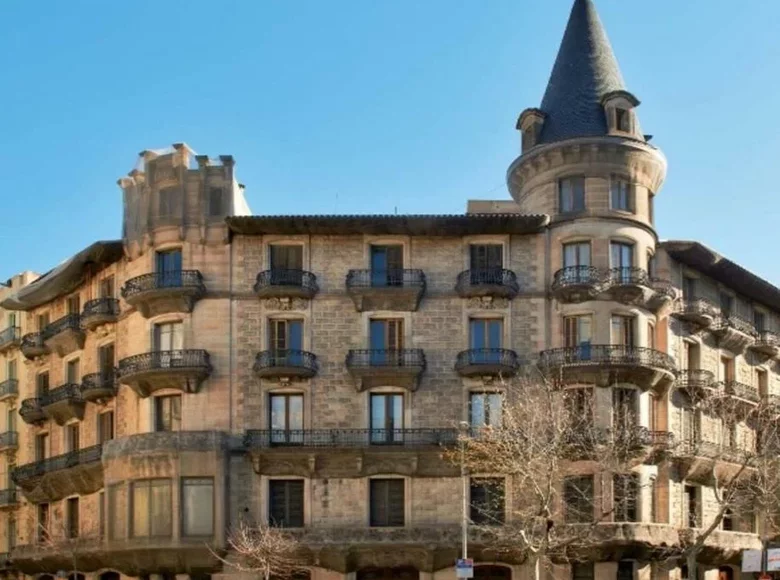 Nieruchomości komercyjne 8 900 m² Barcelona, Hiszpania