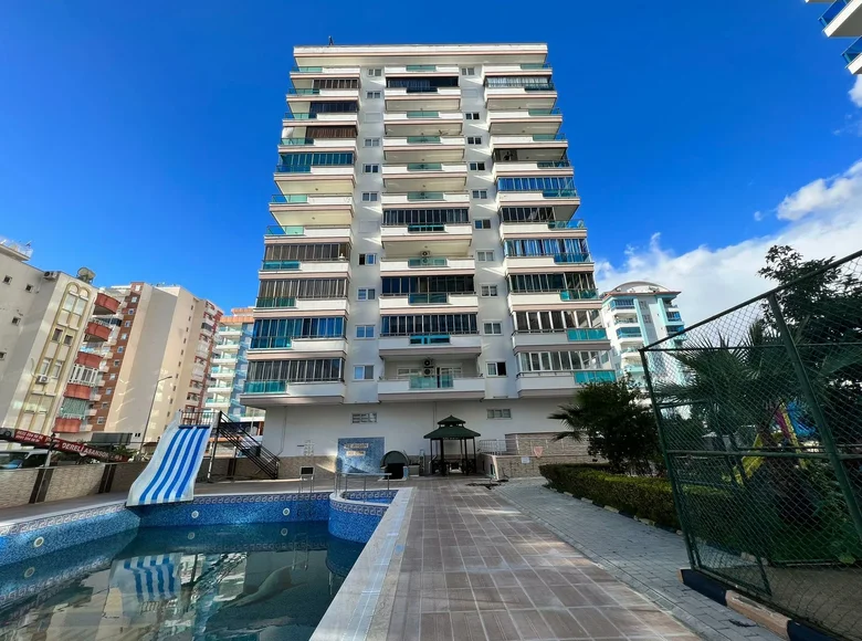 Mieszkanie 2 pokoi 65 m² Alanya, Turcja