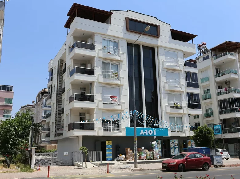 2 bedroom apartment 90 m² Konyaalti, Turkey