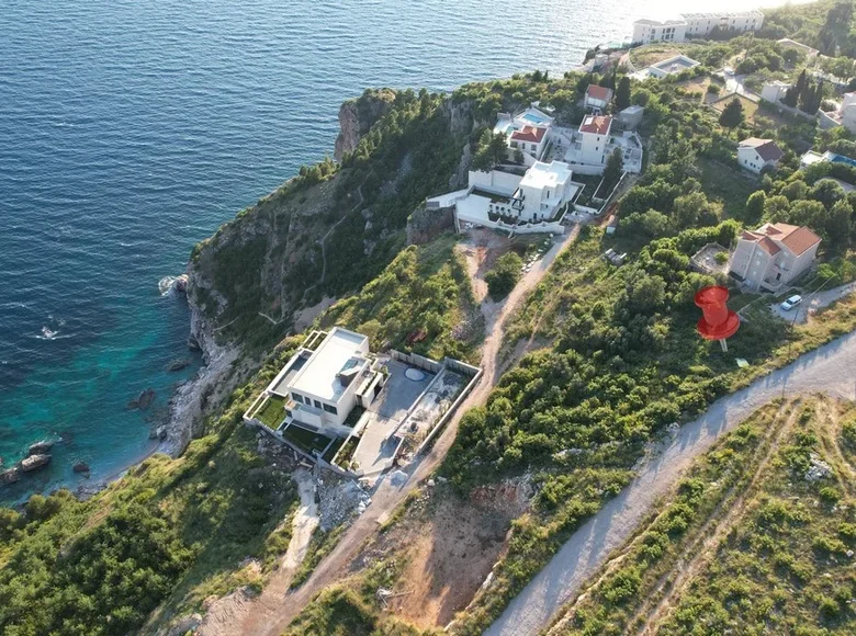 Atterrir 573 m² Krstac, Monténégro