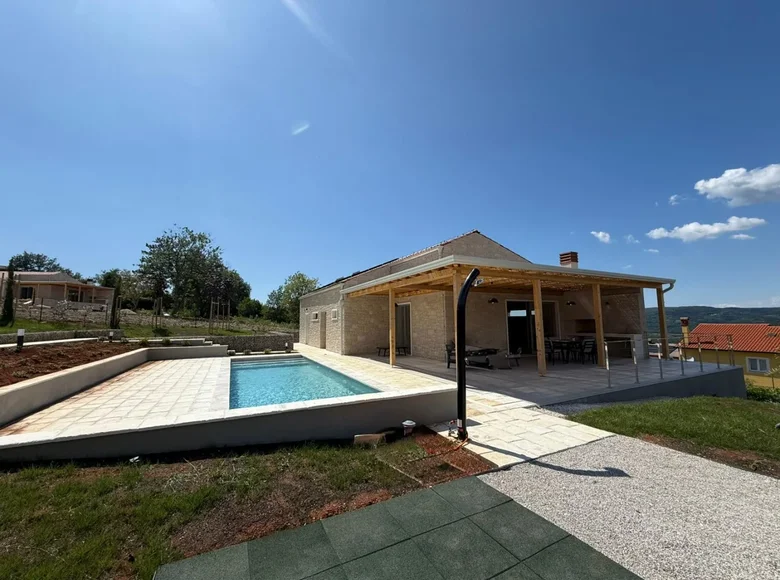 Villa de 2 dormitorios 201 m² Umag, Croacia
