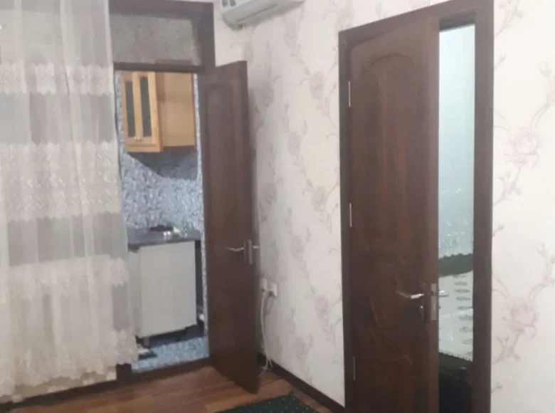 Kvartira 1 xona 28 m² Toshkentda