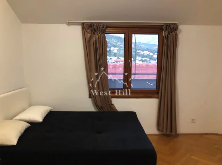 Apartamento 1 habitación 64 m² Tivat, Montenegro