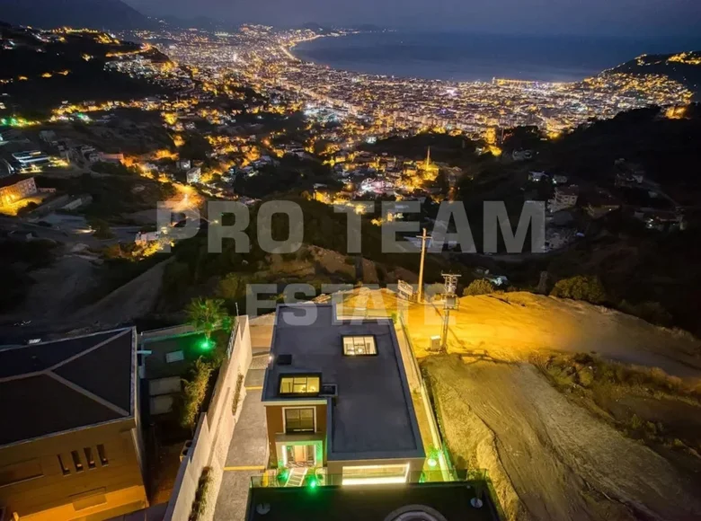 5-Zimmer-Villa 300 m² Alanya, Türkei