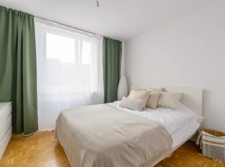 Mieszkanie 2 pokoi 47 m² Warszawa, Polska