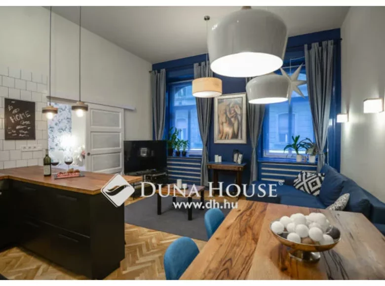 Apartamento 80 m² Budapest, Hungría