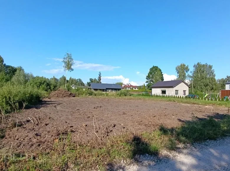Grundstück 1 596 m² Dzerves, Lettland