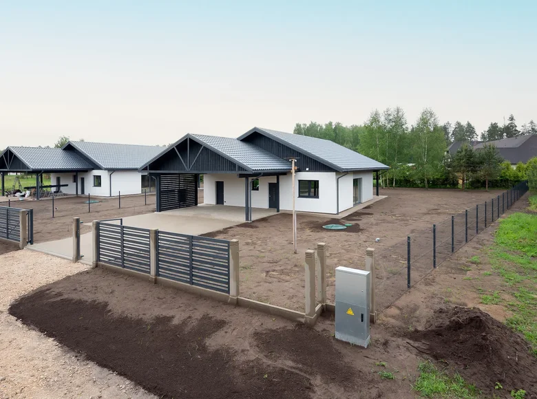 4 room house 197 m² Brivkalni, Latvia
