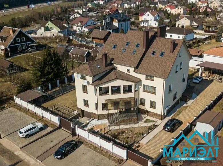 House 1 000 m² Borovlyany, Belarus