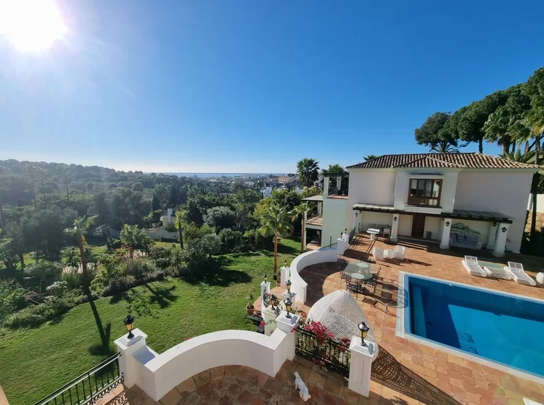 Haus 16 Schlafzimmer 1 337 m² Benahavis, Spanien
