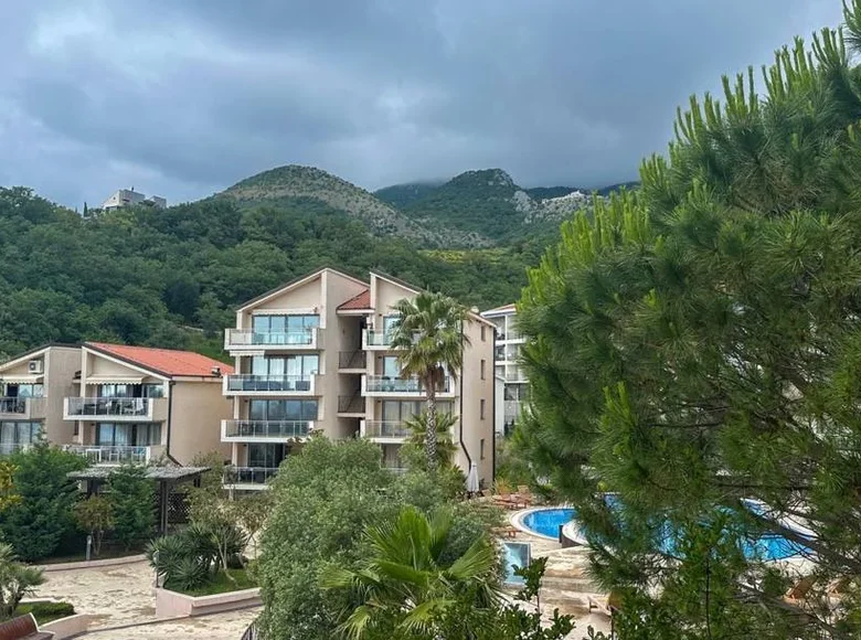 2 bedroom apartment 64 m² Przno, Montenegro