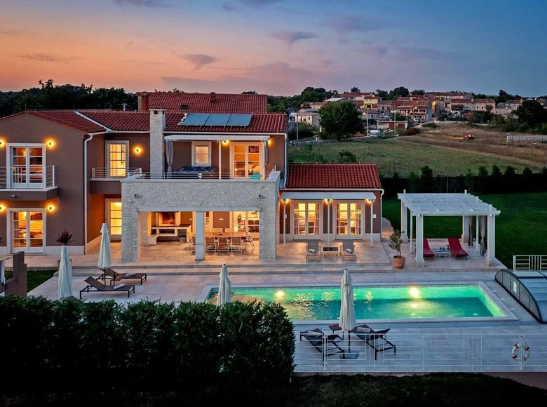 5 bedroom villa 332 m² Rovinj, Croatia