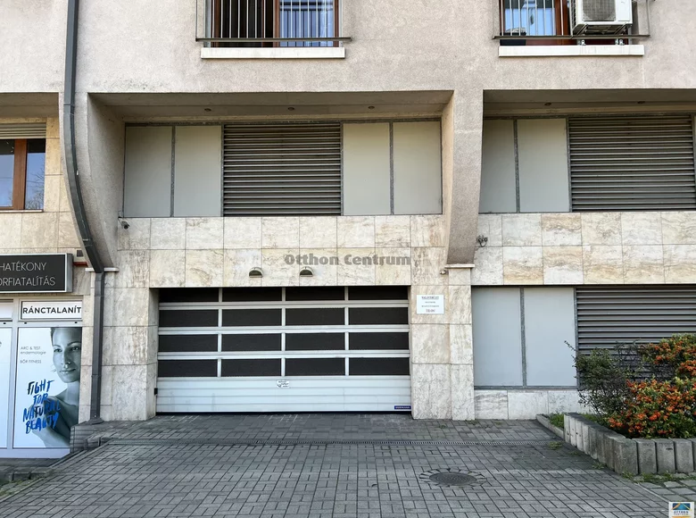 Commercial property 13 m² in Budapest, Hungary