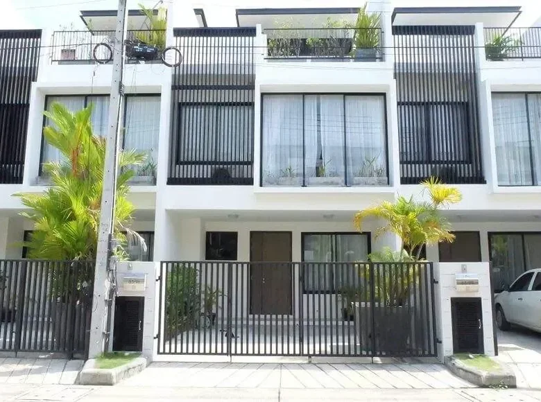 Adosado 3 habitaciones 130 m² Phuket, Tailandia