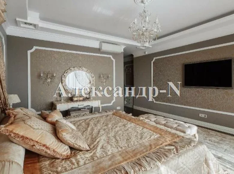Mieszkanie 4 pokoi 220 m² Odessa, Ukraina
