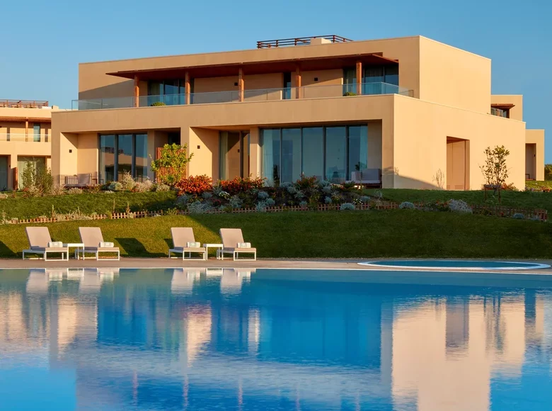 Maison des revenus 236 m² à Lagoa, Portugal