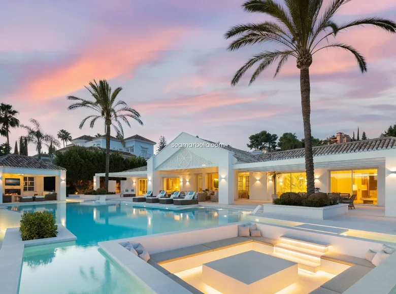 6-Schlafzimmer-Villa  Marbella, Spanien