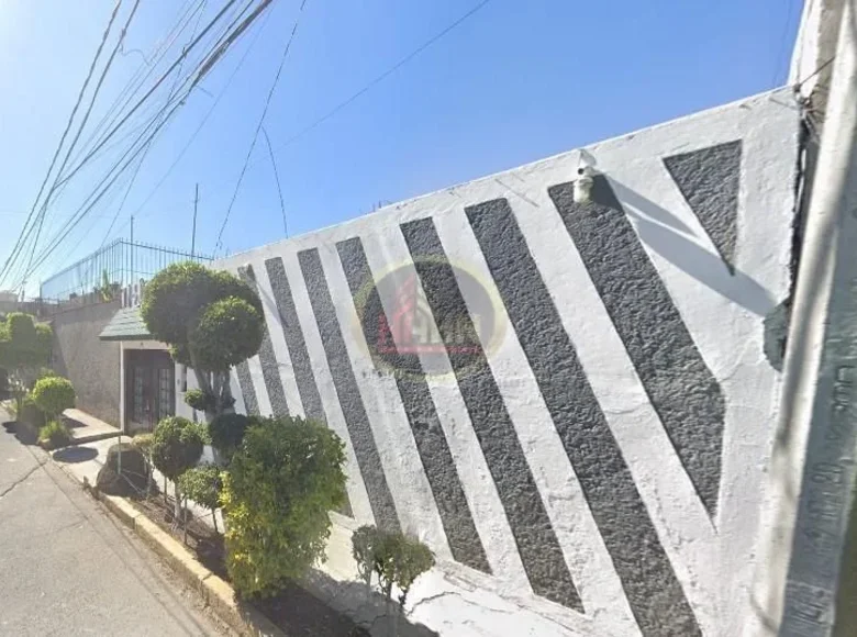 Casa 3 habitaciones 211 m² Nezahualcóyotl, México