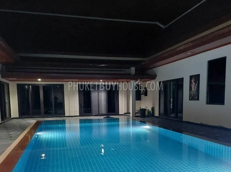 Villa de tres dormitorios 450 m² Si Sunthon, Tailandia
