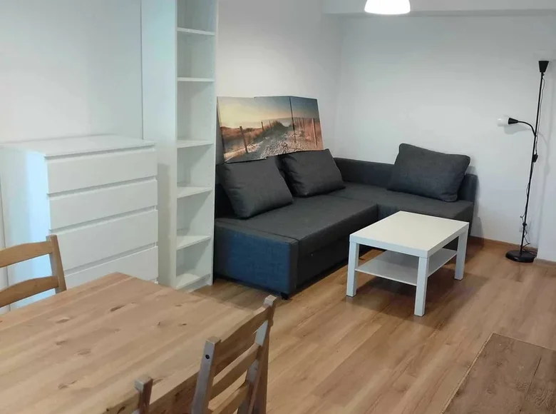 2 room apartment 49 m² in Warsaw, Poland