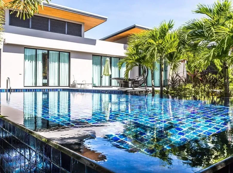 Villa de 3 habitaciones 250 m² Phuket, Tailandia