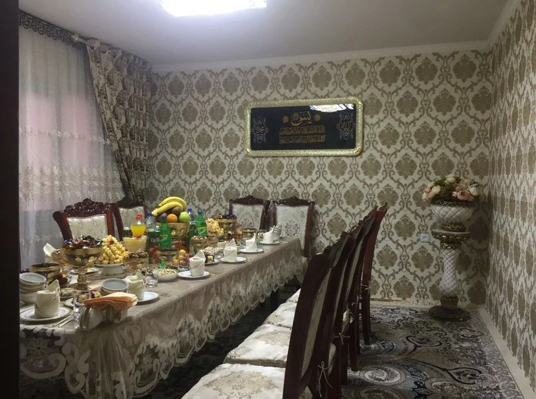 Kvartira 4 xonalar 80 m² Toshkentda