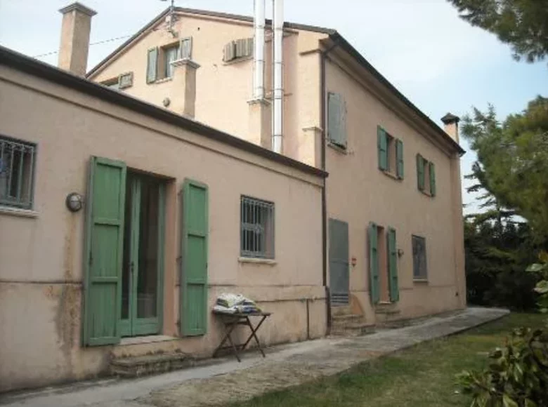 Haus 13 Zimmer 500 m² Terni, Italien