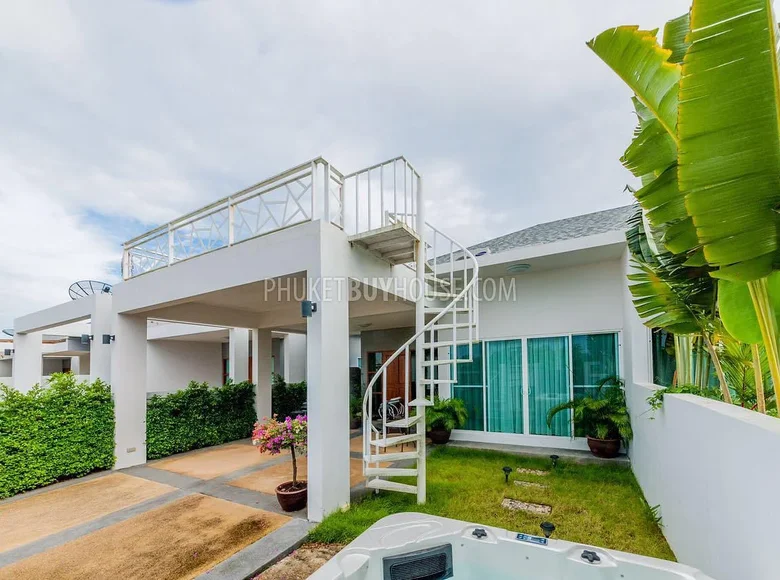 Villa de 2 dormitorios 106 m² Thalang, Tailandia
