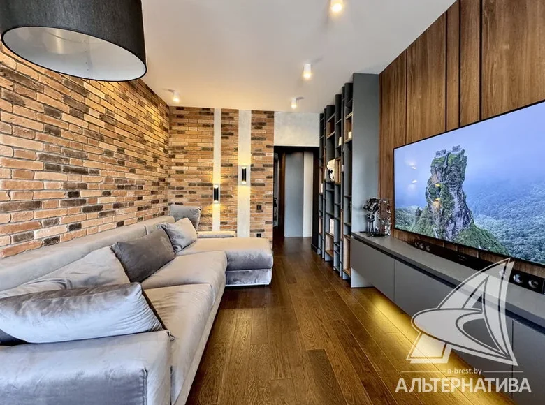 Mieszkanie 3 pokoi 71 m² Brześć, Białoruś