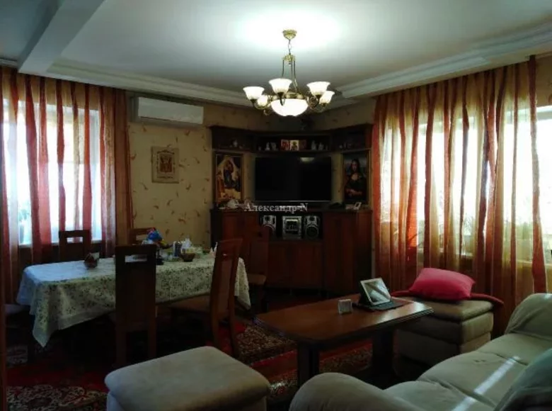 Mieszkanie 3 pokoi 113 m² Odessa, Ukraina