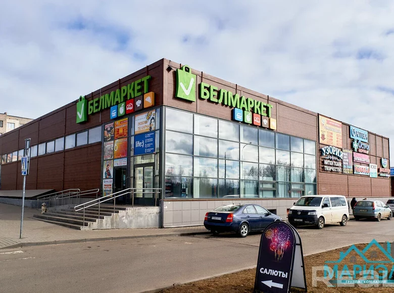 Shop 180 m² in Zdanovicki sielski Saviet, Belarus