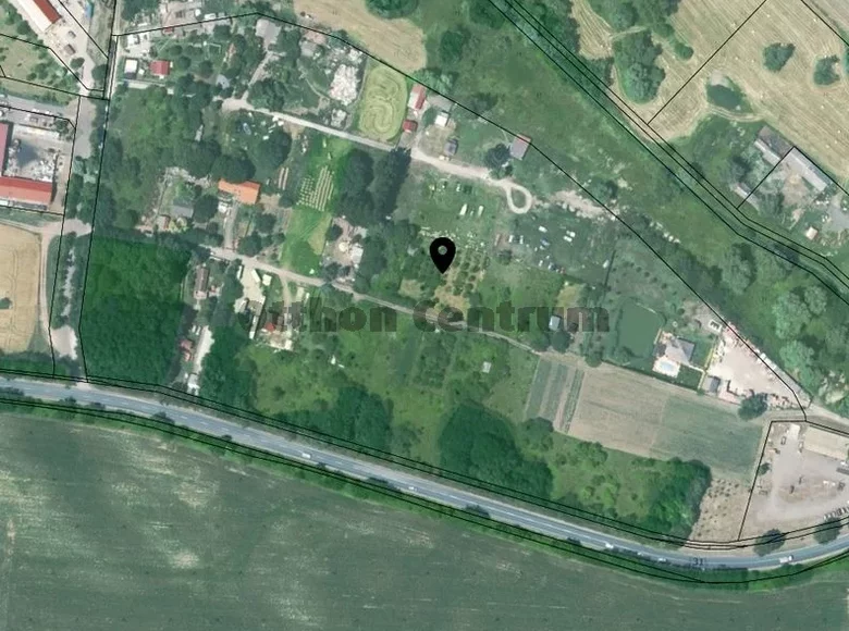 Grundstück 1 127 m² Gyoemro, Ungarn