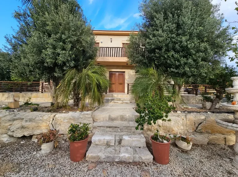 4 bedroom Villa  Pentakomo, Cyprus