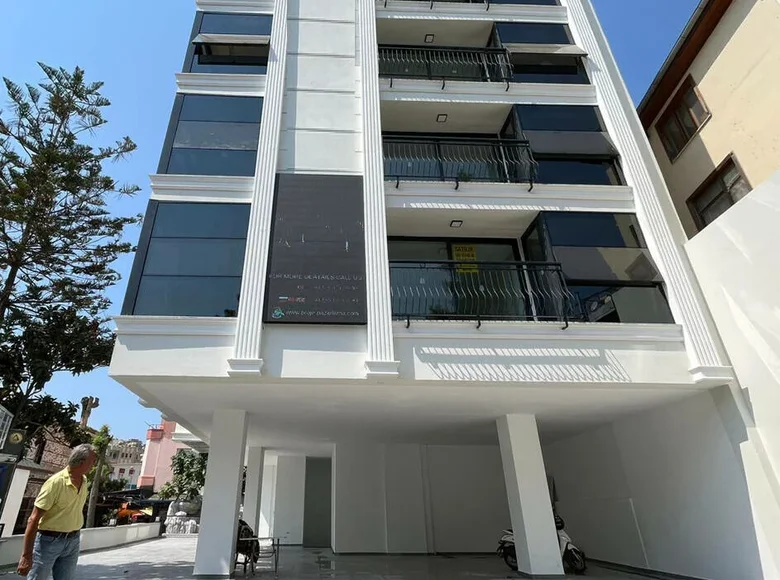 Geschäft 227 m² Sekerhane Mahallesi, Türkei