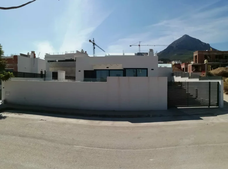 Haus 4 zimmer 100 m² l Alfas del Pi, Spanien