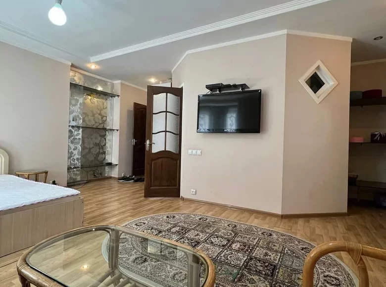 Квартира 1 комната 42 м² Ташкент, Узбекистан
