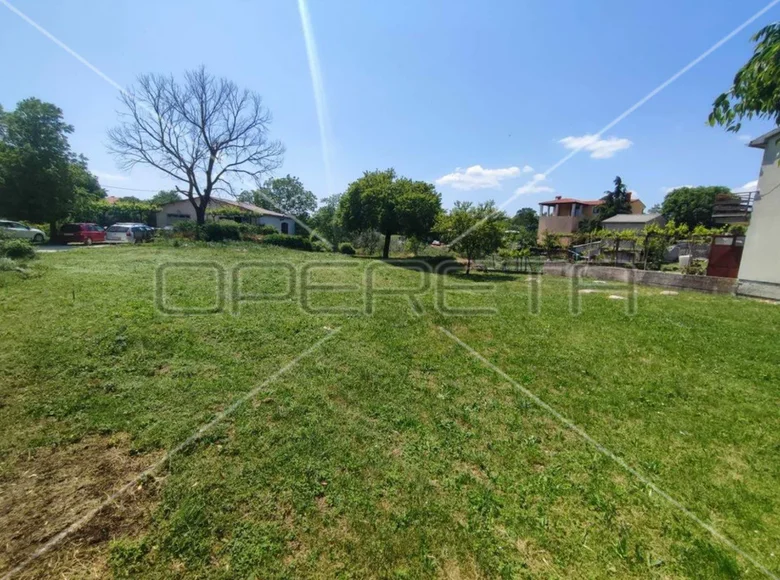 Land 715 m² Svetvincenat, Croatia