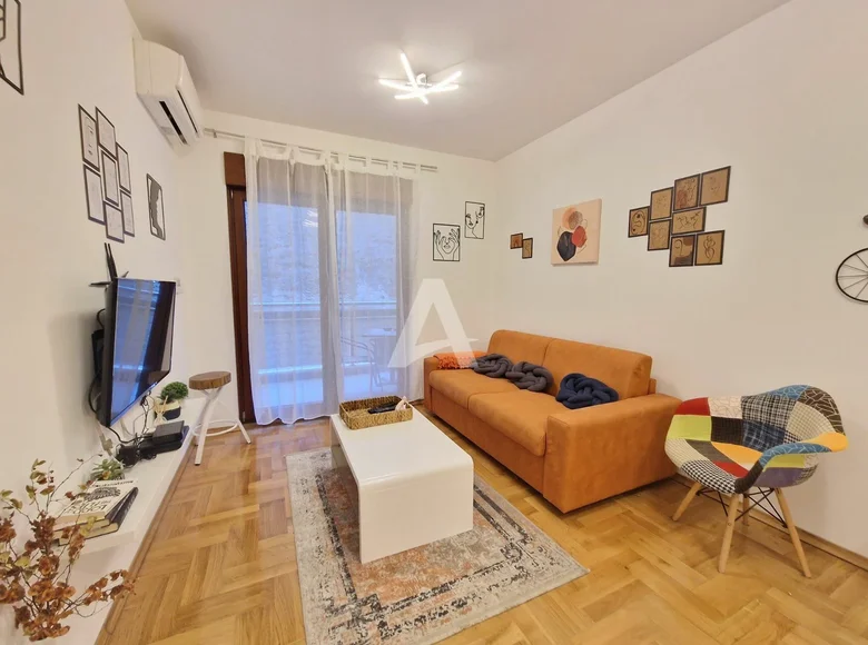 Wohnung 1 Schlafzimmer 47 m² in Becici, Montenegro