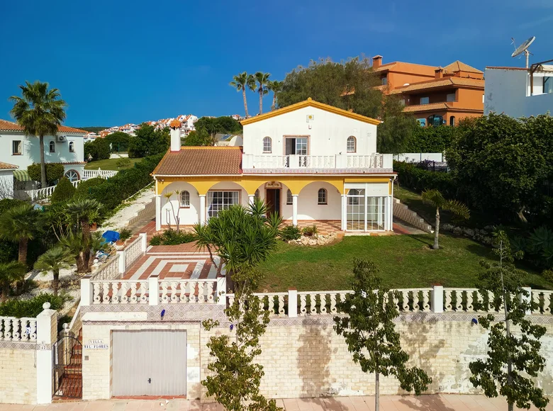 2 bedroom house  Manilva, Spain