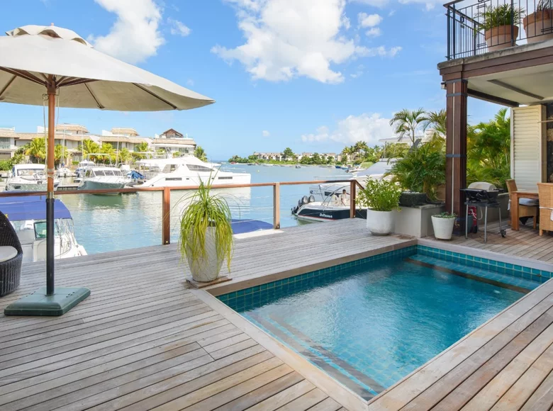 4-Schlafzimmer-Villa 478 m² Grand Riviere Noire, Mauritius