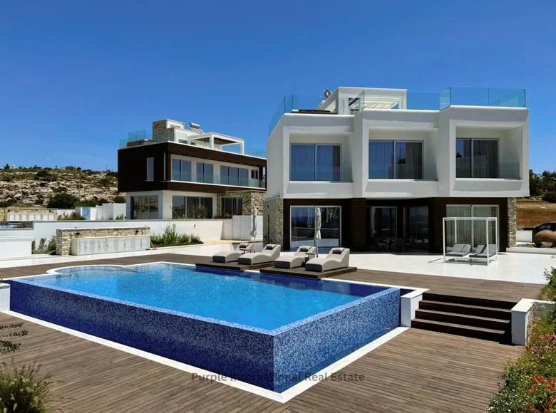 Willa 3 pokoi 246 m² Ajia Napa, Cypr